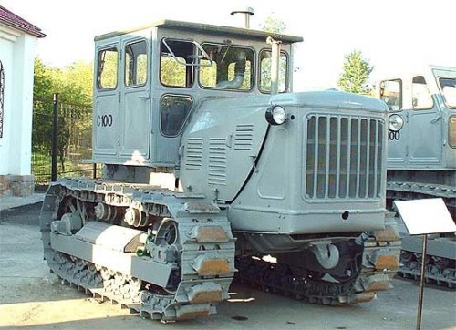 трактор с 100