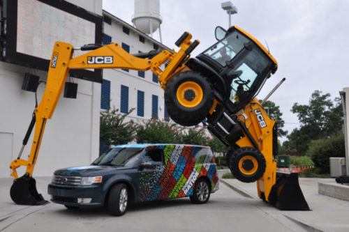 Отличия современных модификаций «JCB 3CX»